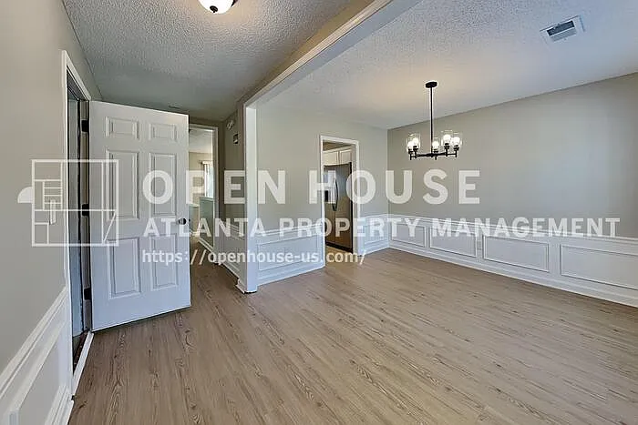 3705 Patterstone Dr — Photo 4