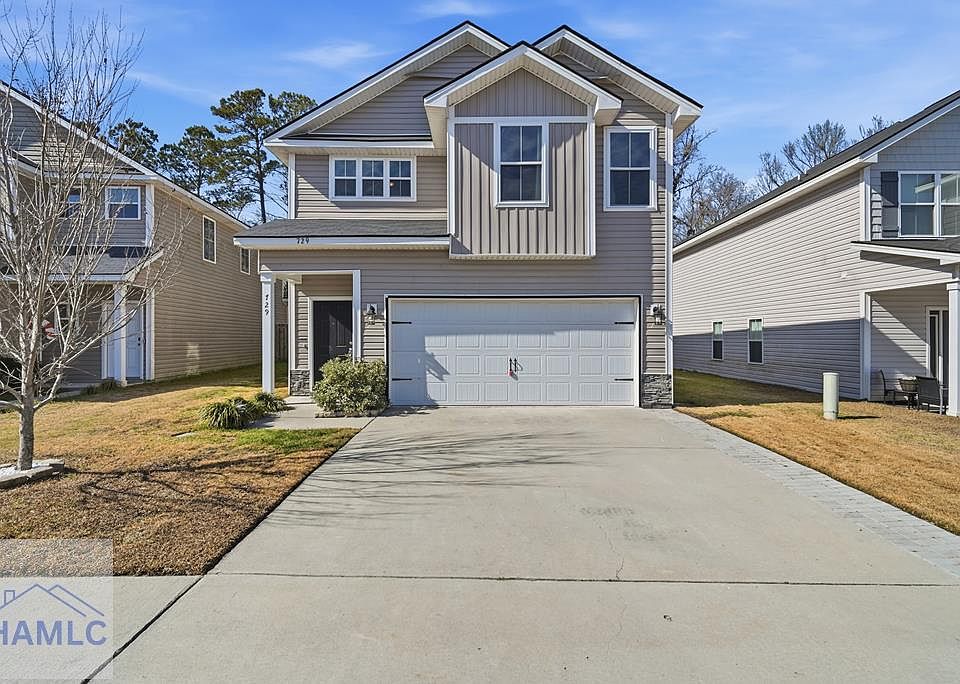 1st image of 729 Fairview Cir