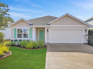 660 Earl Godwin Rd, Freeport, FL 32439