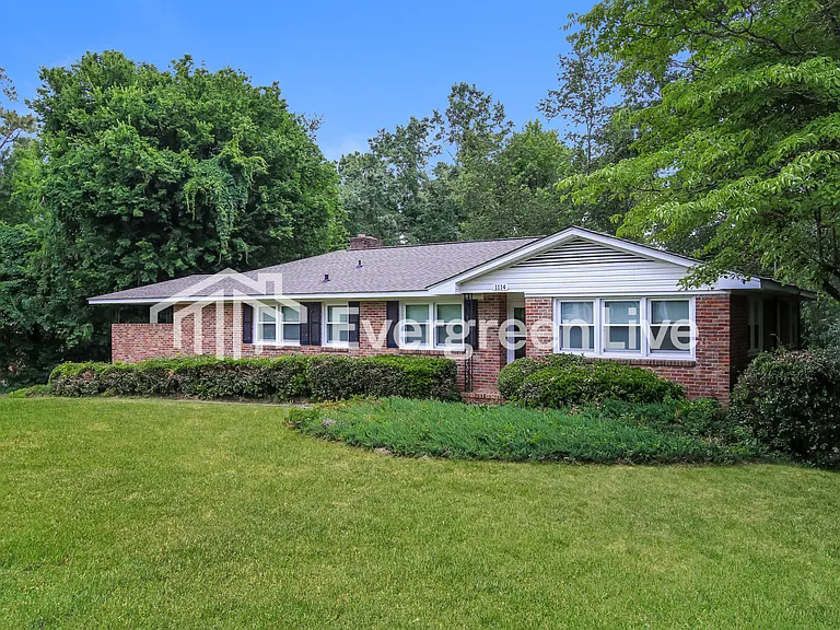 1114 Evans Rd — Photo 2