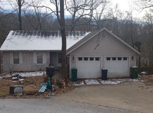 17 W Cardinal Ct, Rogers, AR 72756