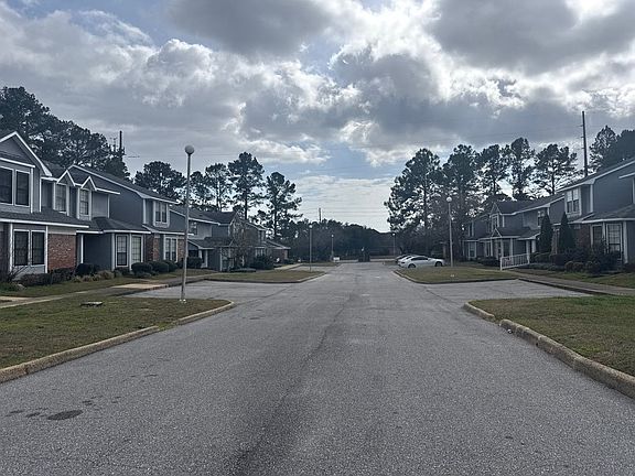 4th image of 5900 Grelot Rd APT 502