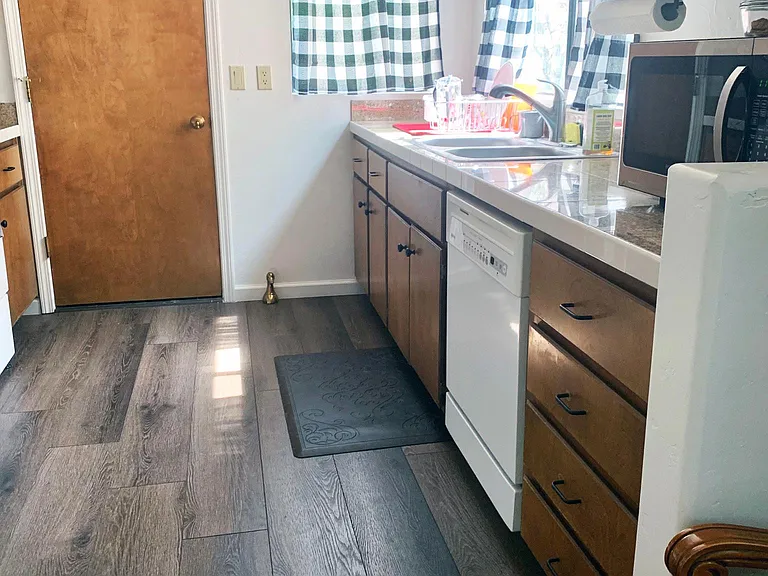 1413 Coyote Rd — Photo 8