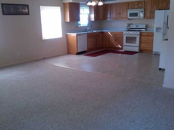 3rd image of 210 W Morgan St