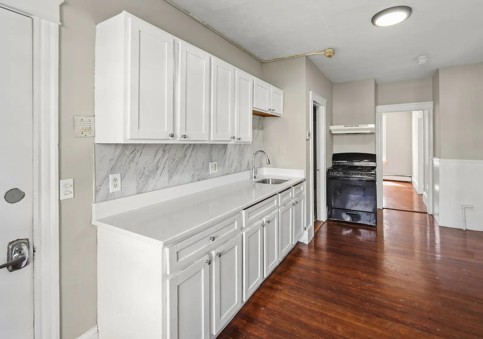 134 Rathbun St — Photo 3