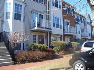 8 Alder St, Jersey City, NJ 07305