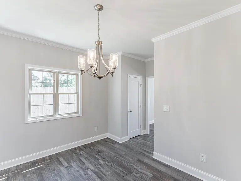 117 James Bowie Dr — Photo 12