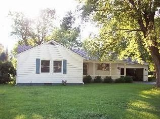4504 Westridge Rd, Kansas City, MO 64133
