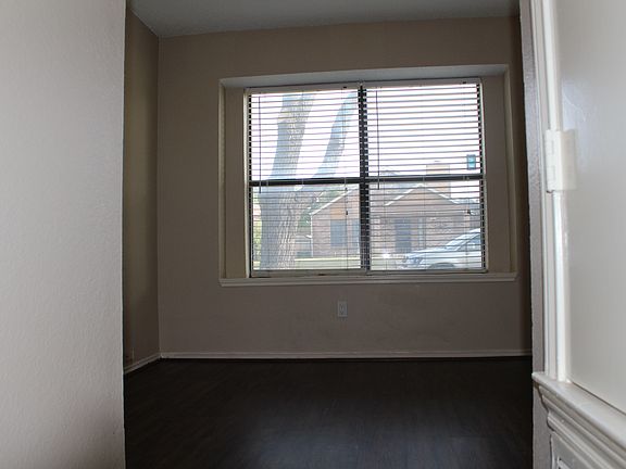 4th image of 1342 Maplewood Dr