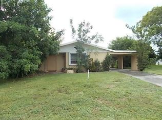 1002 E Jersey Rd, Lehigh Acres, FL 33936