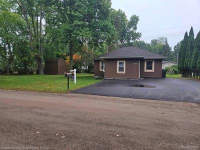 730 Highlander St, Lake Orion, MI, 48362