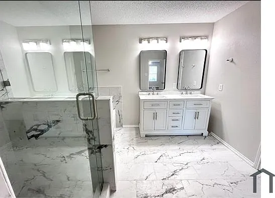 1435 Foxwood Ln — Photo 11