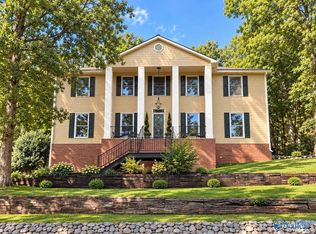 1801 Blevins Ridge Dr SE, Huntsville, AL 35802