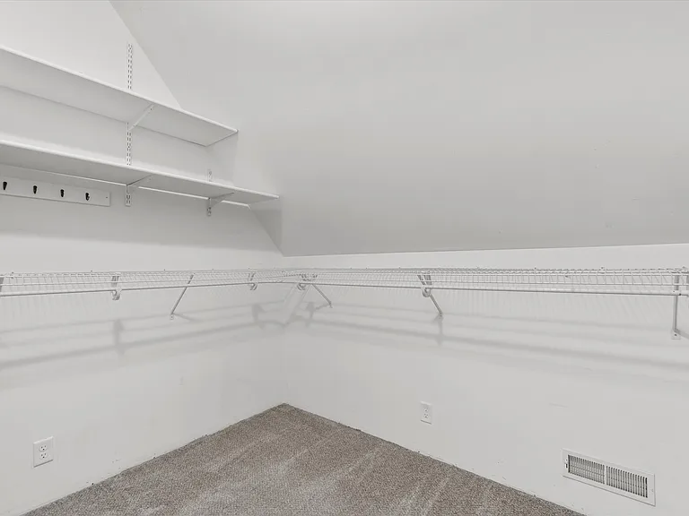 1827 N 1st St #1827 — Photo 2