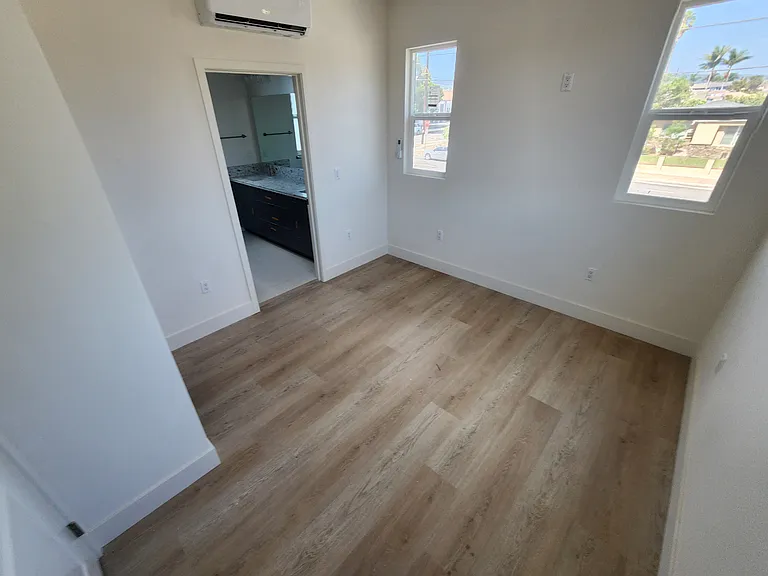 25344 Walnut St — Photo 16
