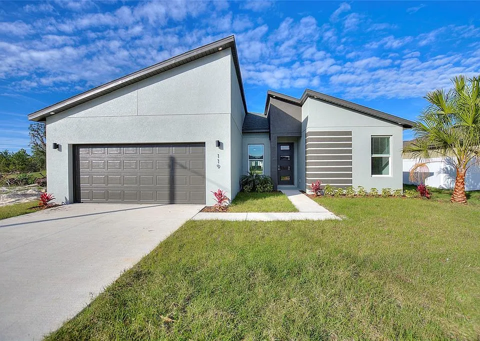 119 Tulip Ln