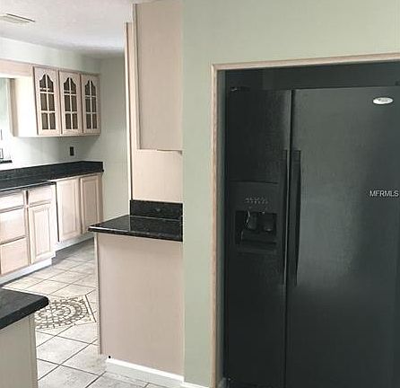 5th image of 7009 Skylane Dr