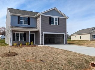 185 Acacia Ct, Lexington, NC 27295