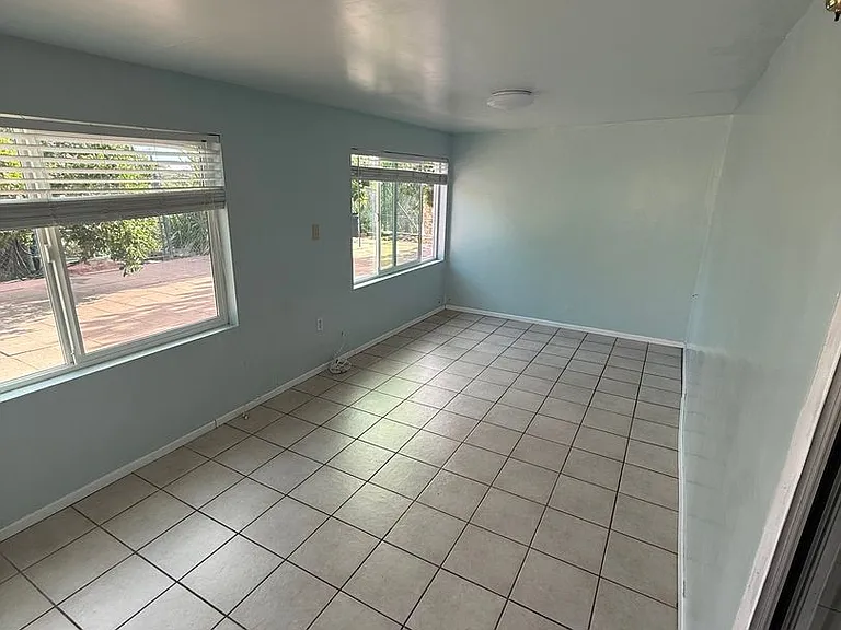 5977 Dwight St — Photo 7