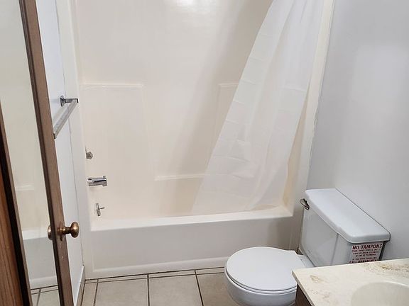 3rd image of 113 1/2 W 1st St #303