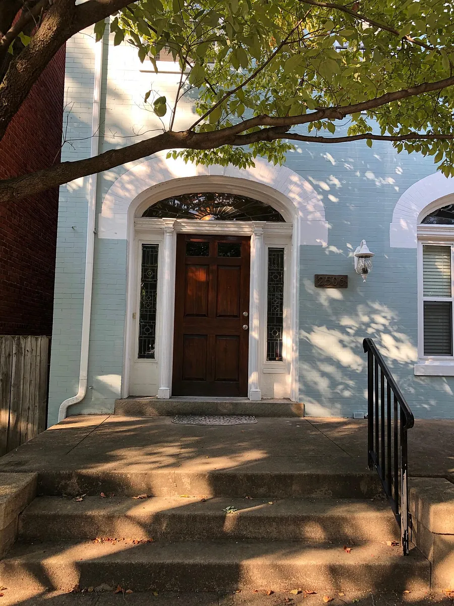 Building Photo - 2506 Hanover Ave #2
