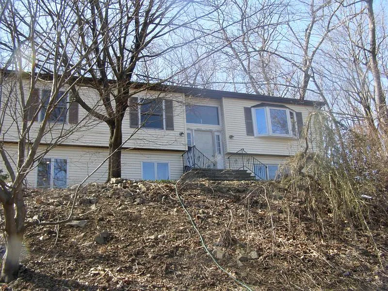 9 Old Mill Rd photo 1