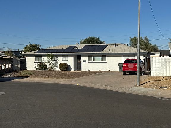2nd image of 845 N Los Alamos Dr
