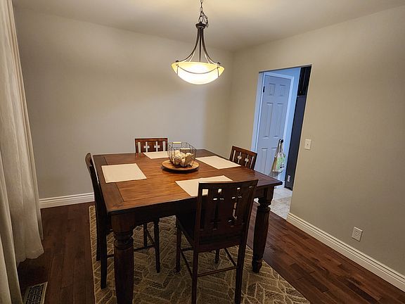 4th image of 3139 Donnycave Ln