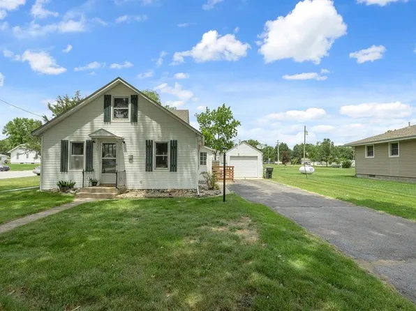 922 9th St, Duncan, NE 68634