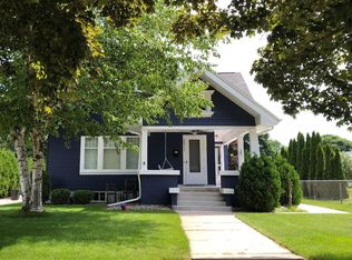 2511 Washington St, Two Rivers, WI 54241