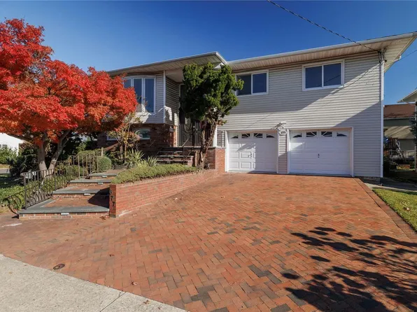 677 Arbuckle Avenue, Woodmere, NY 11598