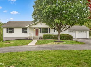 396 Demory Rd, La Follette, TN 37766