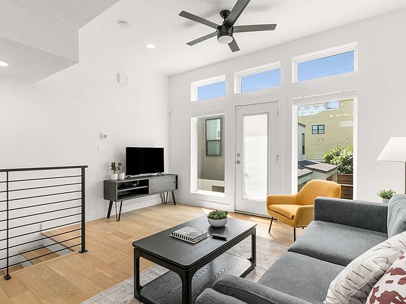 5th image of 4223 Delano Pl #105