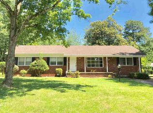 450 Russell Rd, Jackson, TN 38301