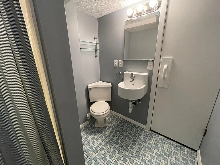 4837 Chicago Ave — Photo 10