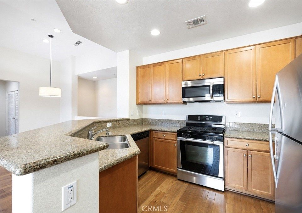 2nd image of 35864 Hazelhurst St