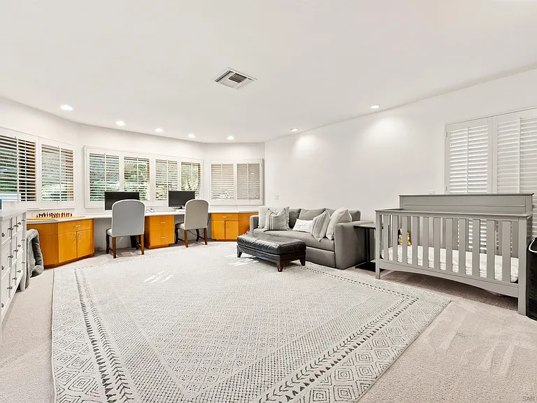 5491 Calzada Del Bosque — Photo 34