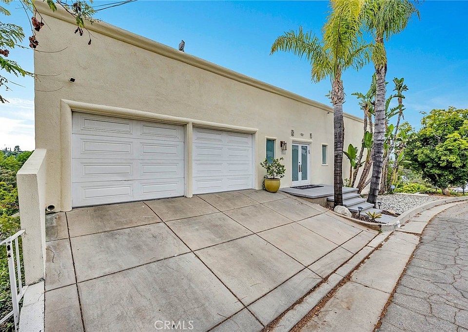 1st image of 5111 Escobedo Dr