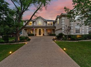 64 Lost Meadow Trl, The Hills, TX 78738