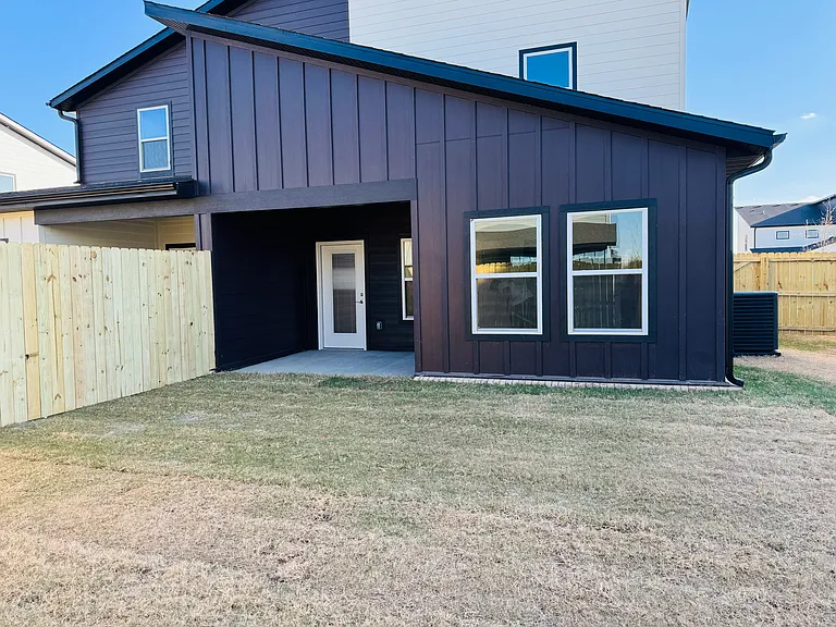 1506 SW Poigai Way #2 — Photo 25