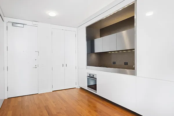 Rented by Douglas Elliman | media 23