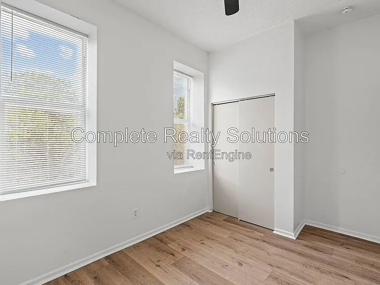2928 Texas Ave #2F — Photo 18