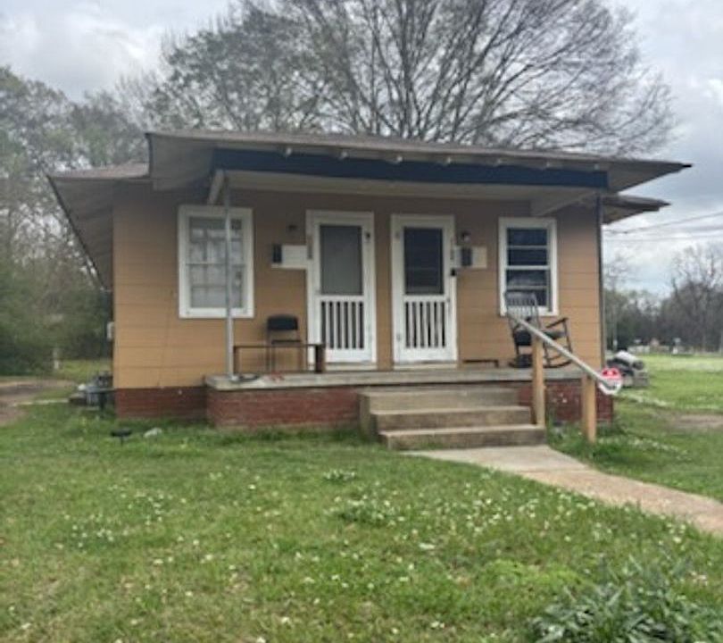 1st image of 1150 Wiggins St