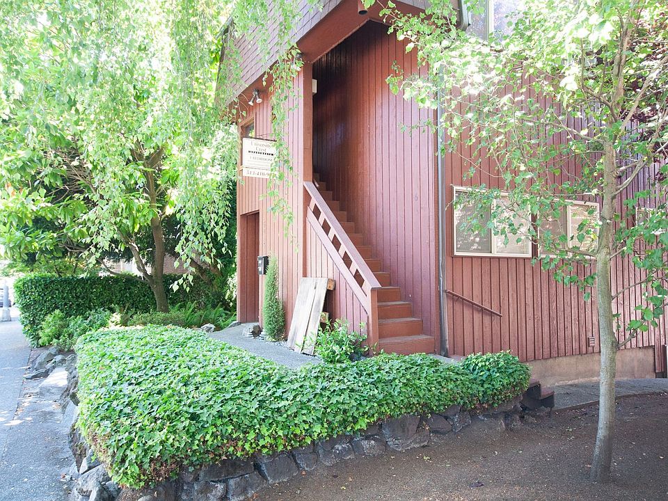 1st image of 5043 15th Ave NE #16