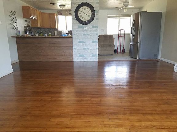 Living room to Kitchen View