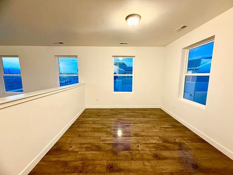 10539 S Liv Way #S — Photo 10