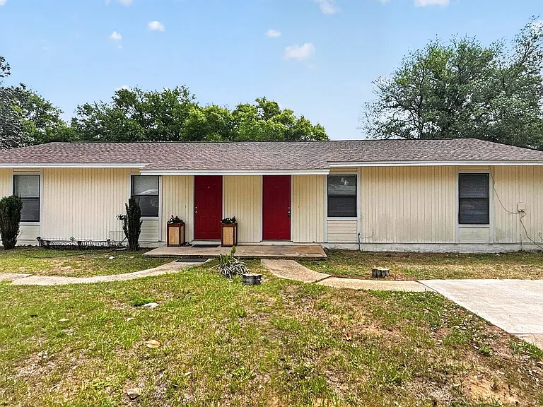 208 Squirrel Haven Rd #A — Photo 1