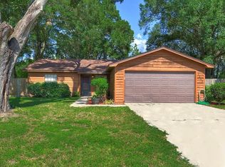 3309 King Charles Cir, Seffner, FL 33584