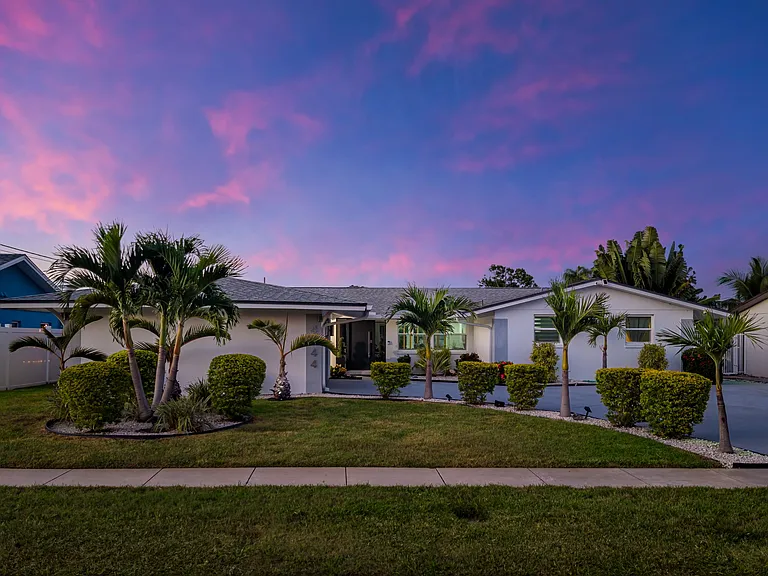 4644 Bay Crest Dr — Photo 25