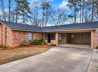 414 Forest Lake Dr, Warner Robins, GA